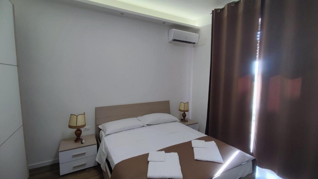 Appartamento Roma Casa Vacanza Sea House Rome 50 Metri Dal Mare Lido di Ostia Exterior foto