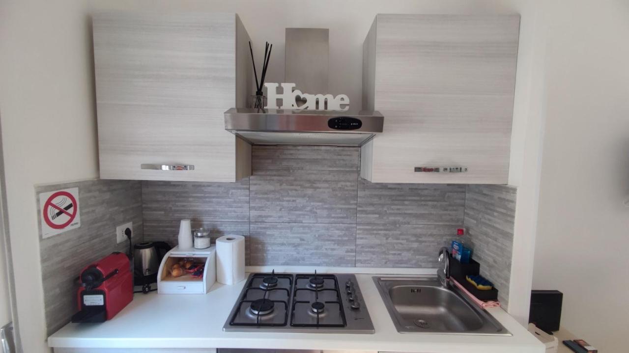 Appartamento Roma Casa Vacanza Sea House Rome 50 Metri Dal Mare Lido di Ostia Exterior foto